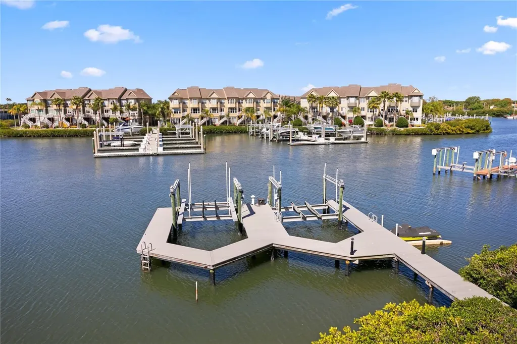 4130 Causeway Vista Drive Tampa FL 33615