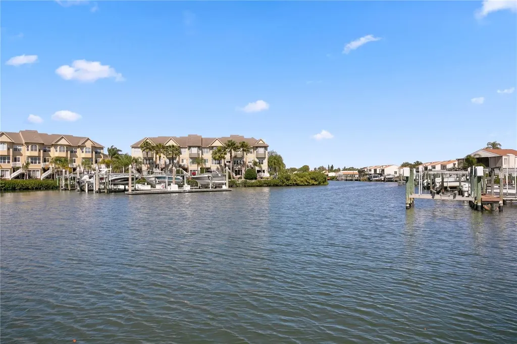 4130 Causeway Vista Drive Tampa FL 33615