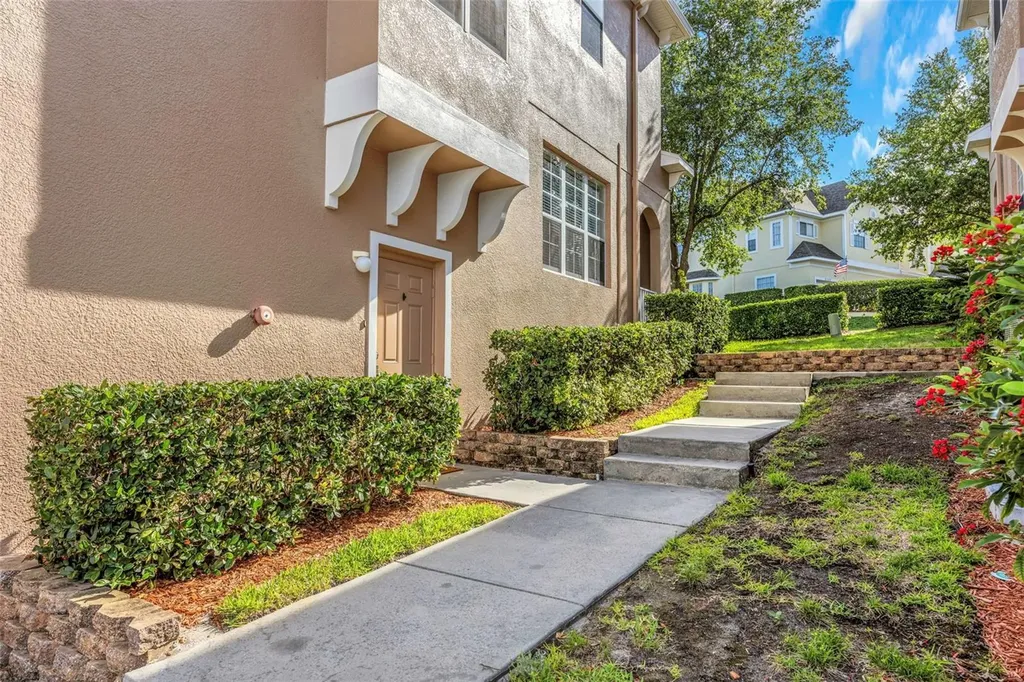 94 S Highland Avenue Tarpon Springs FL 34689