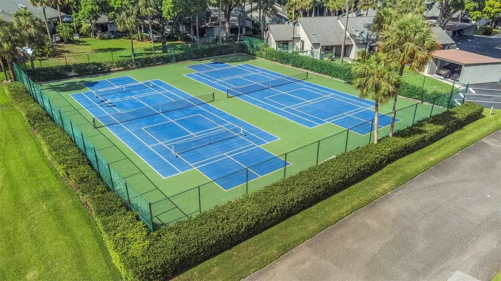 94 S Highland Avenue Tarpon Springs FL 34689