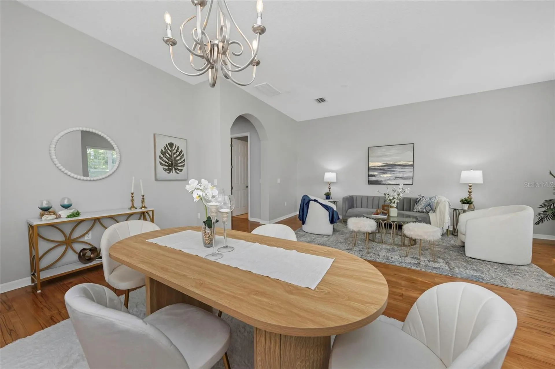 94 S Highland Avenue Tarpon Springs FL 34689