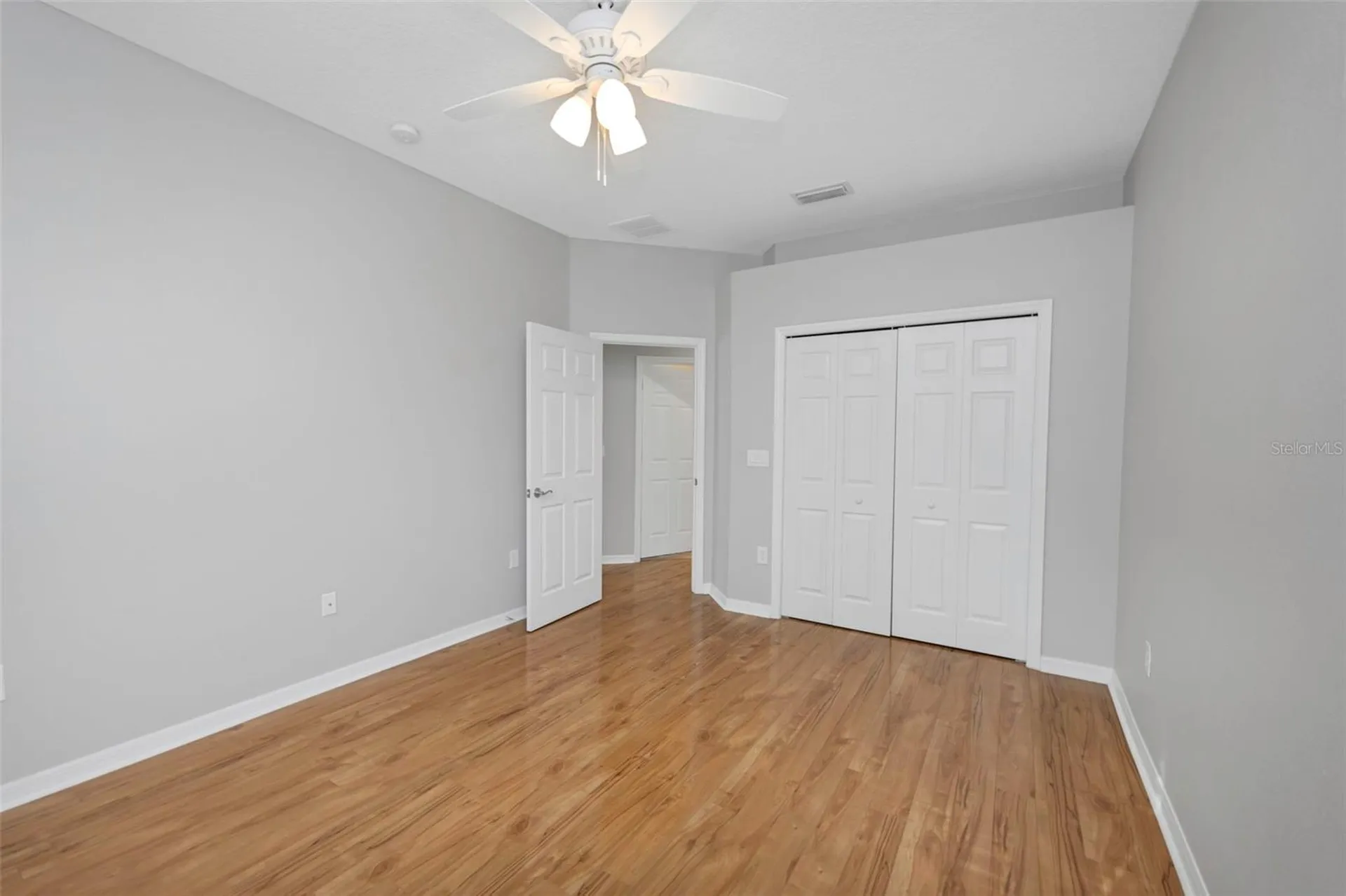 94 S Highland Avenue Tarpon Springs FL 34689