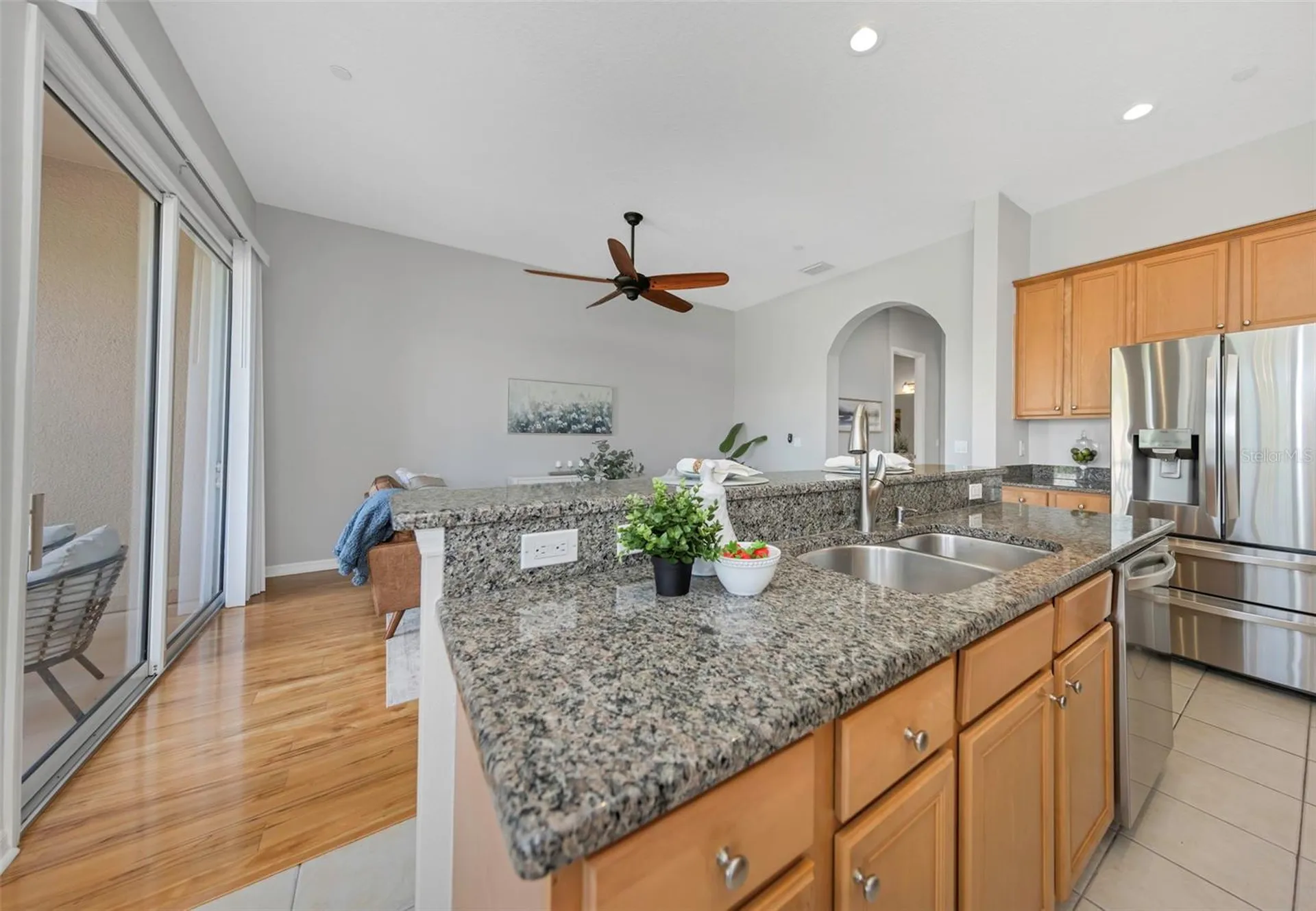 94 S Highland Avenue Tarpon Springs FL 34689