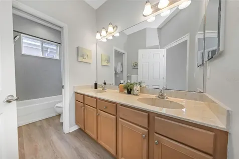 94 S Highland Avenue Tarpon Springs FL 34689