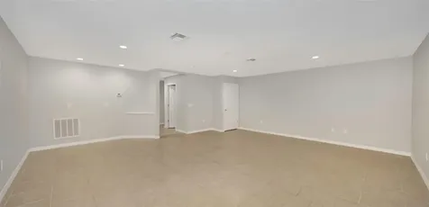 94 S Highland Avenue Tarpon Springs FL 34689