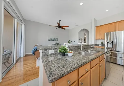 94 S Highland Avenue Tarpon Springs FL 34689
