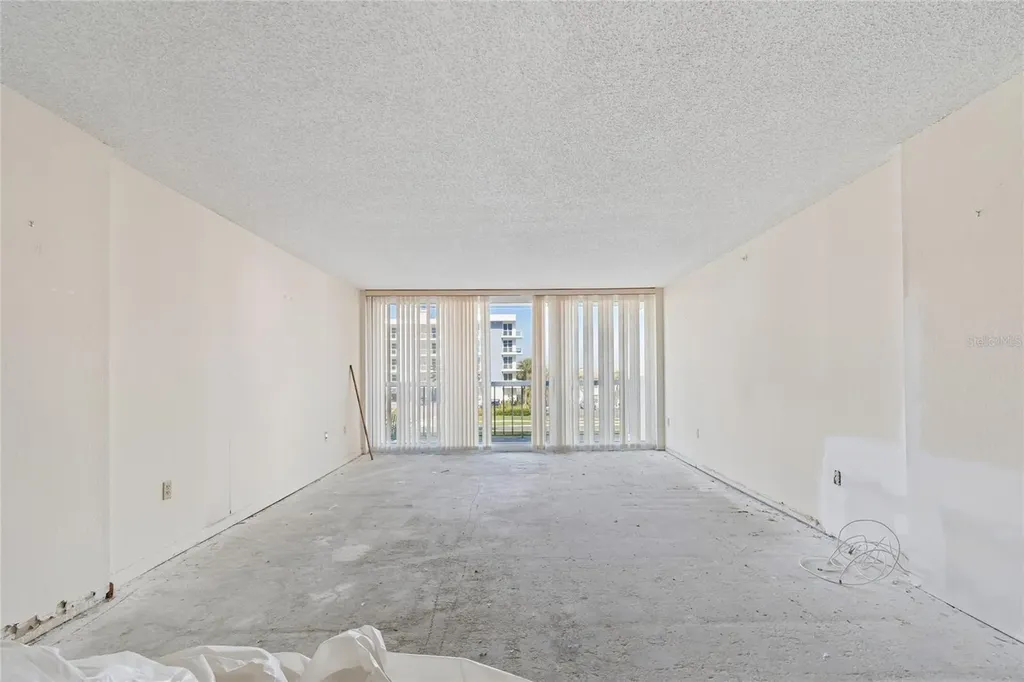 400 Island Way Clearwater Beach FL 33767