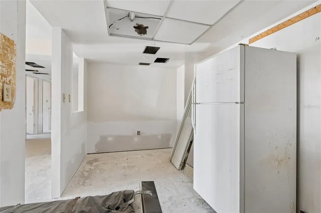 400 Island Way Clearwater Beach FL 33767