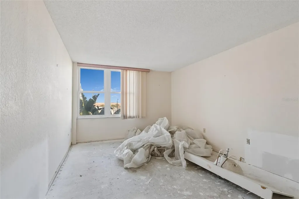 400 Island Way Clearwater Beach FL 33767