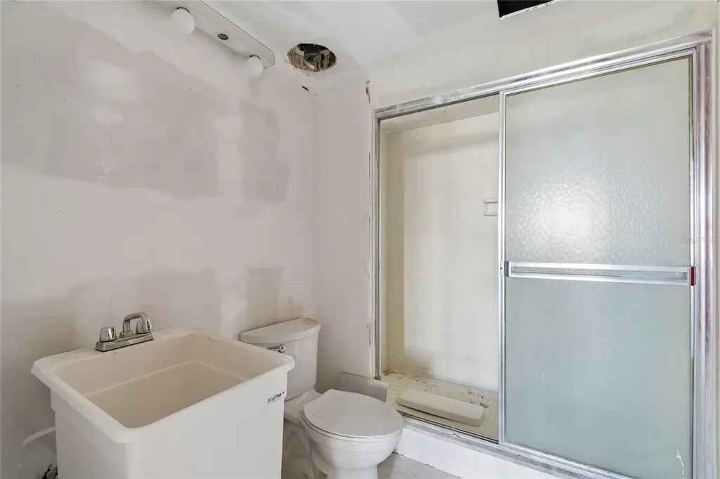 400 Island Way Clearwater Beach FL 33767
