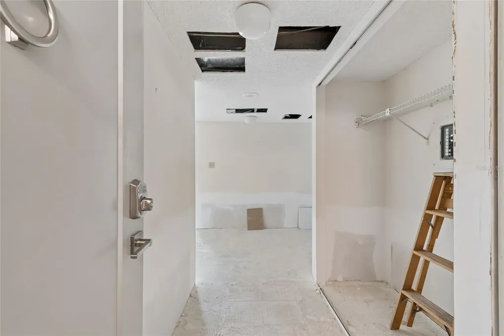 400 Island Way Clearwater Beach FL 33767