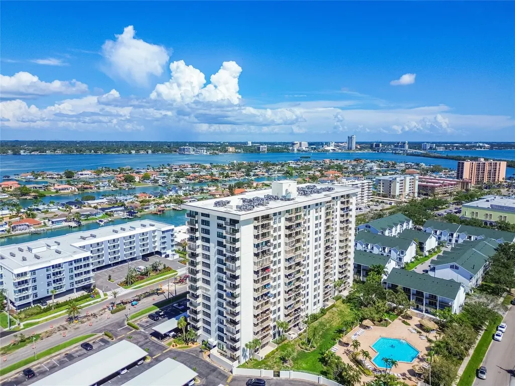 400 Island Way Clearwater Beach FL 33767