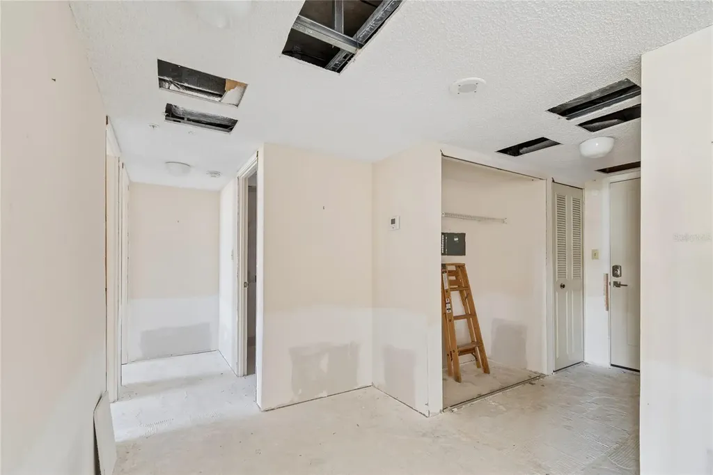 400 Island Way Clearwater Beach FL 33767