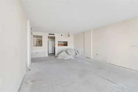 400 Island Way Clearwater Beach FL 33767