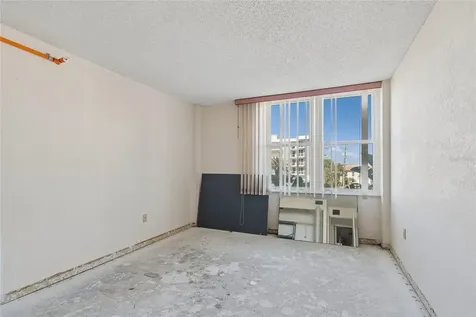 400 Island Way Clearwater Beach FL 33767