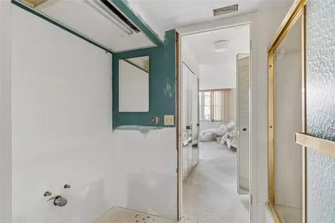 400 Island Way Clearwater Beach FL 33767