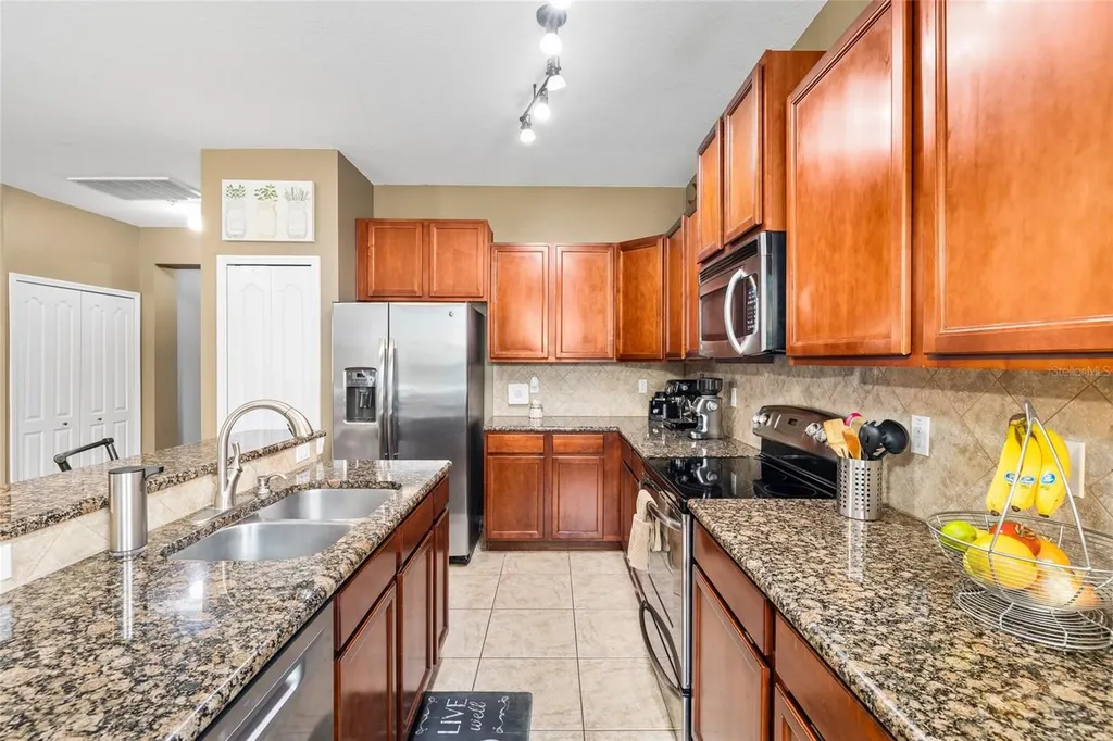 8515 Tidal Breeze Drive Riverview FL 33569