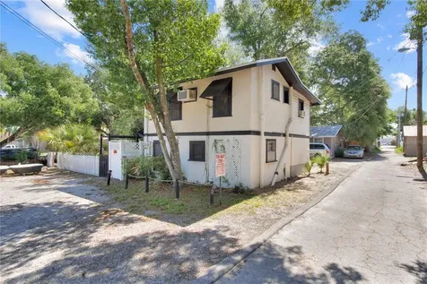 658 Avenue B NW Winter Haven FL 33881