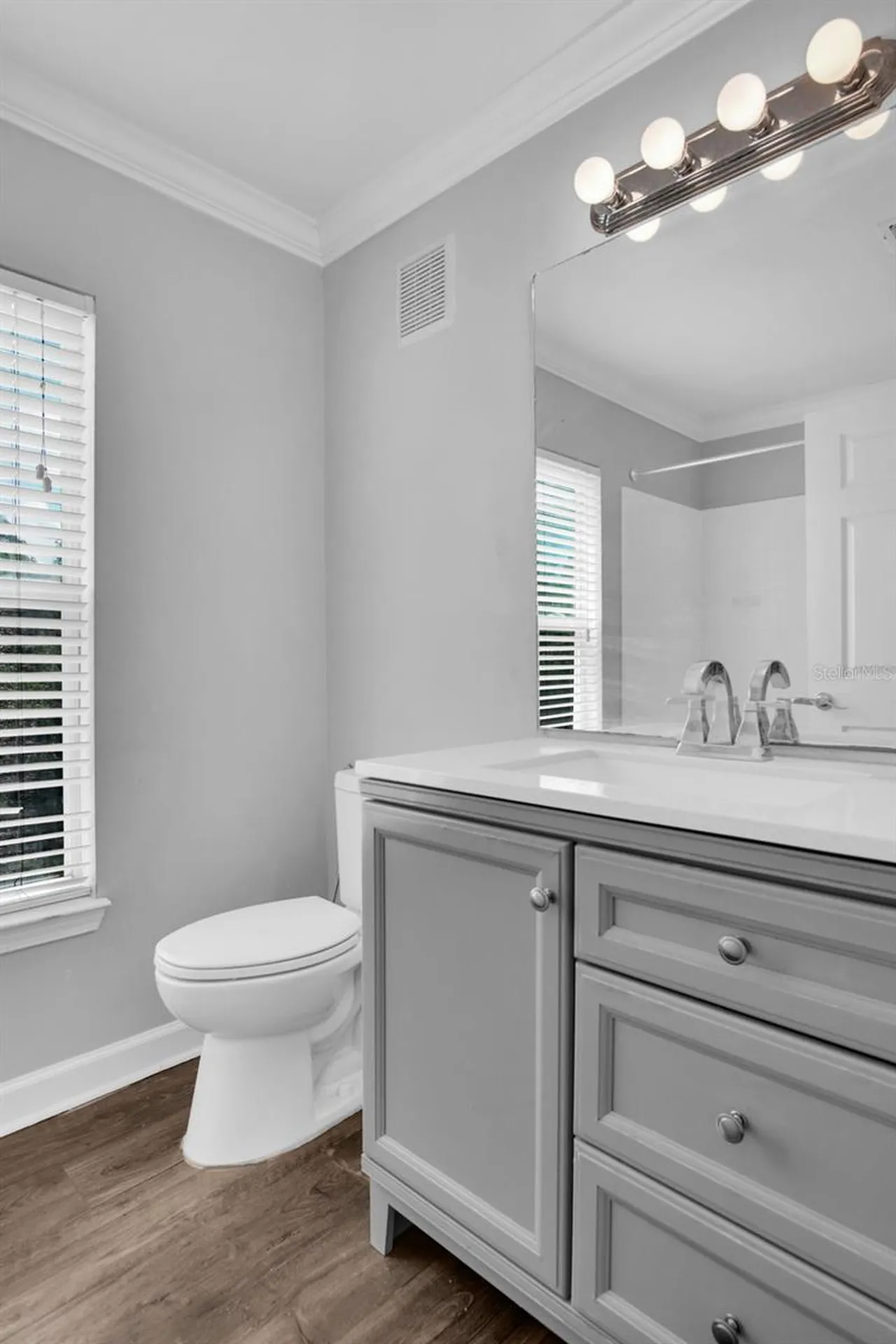 18245 Bridle Club Drive Tampa FL 33647