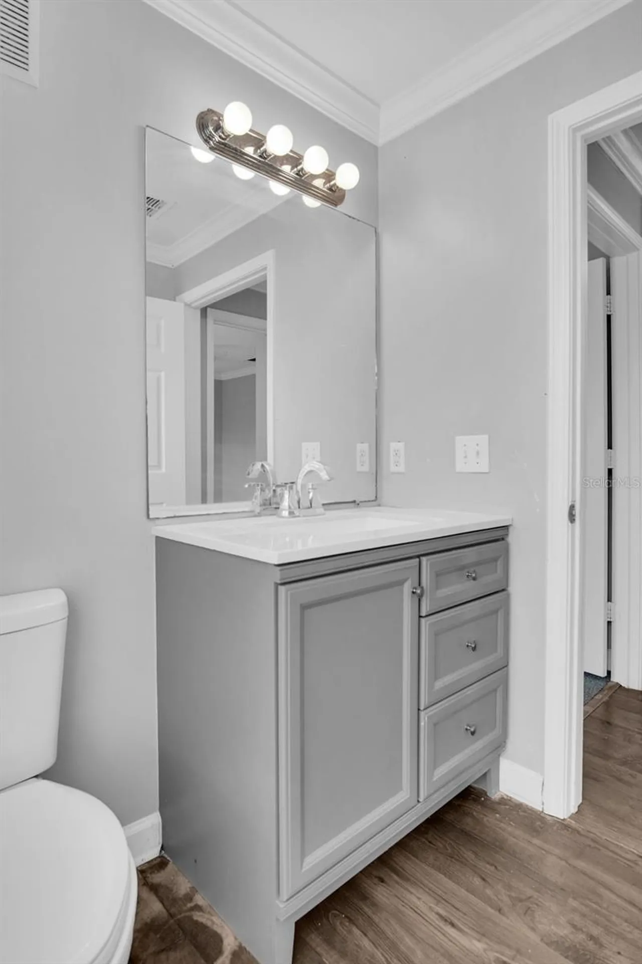 18245 Bridle Club Drive Tampa FL 33647