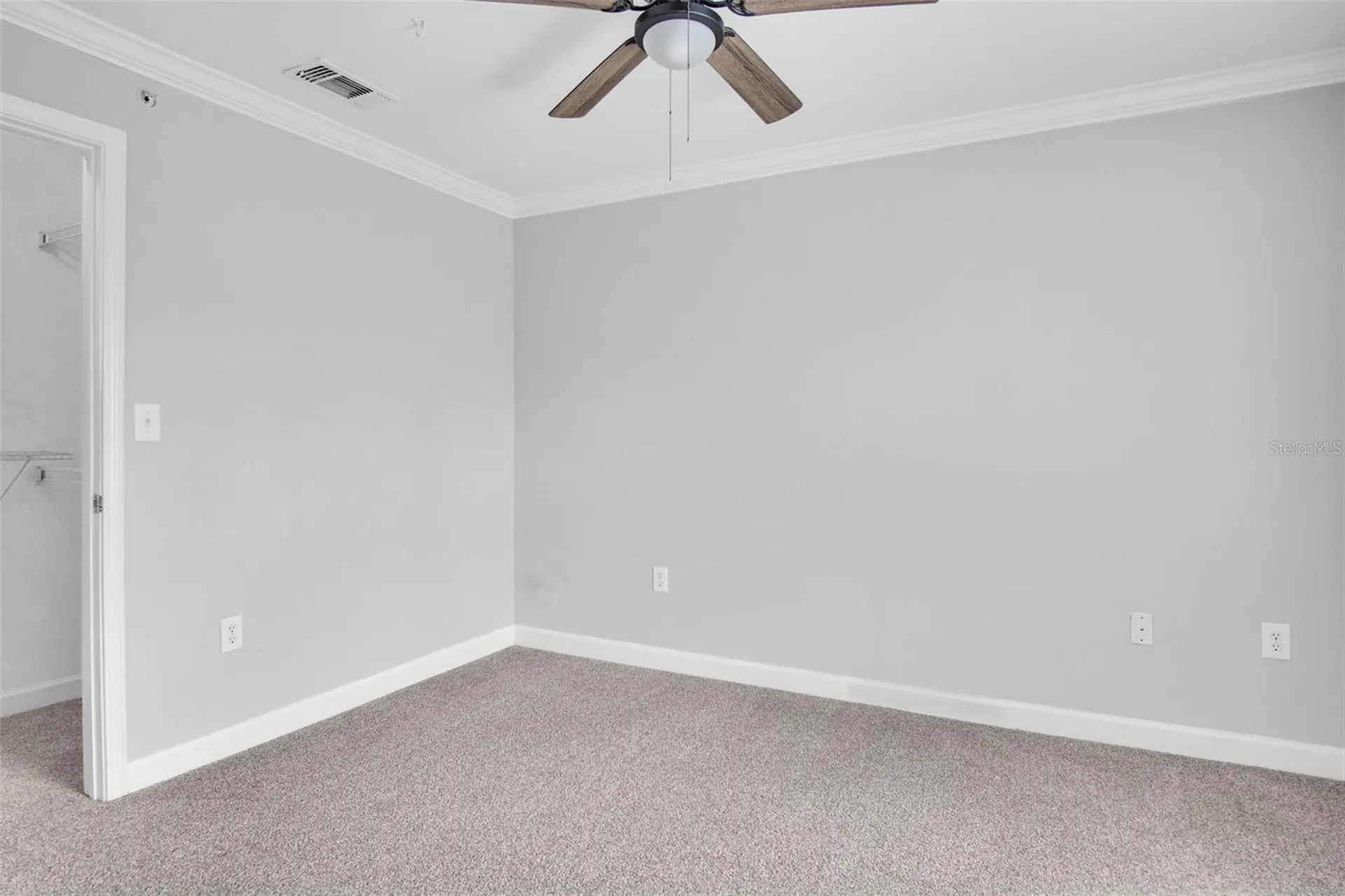 18245 Bridle Club Drive Tampa FL 33647