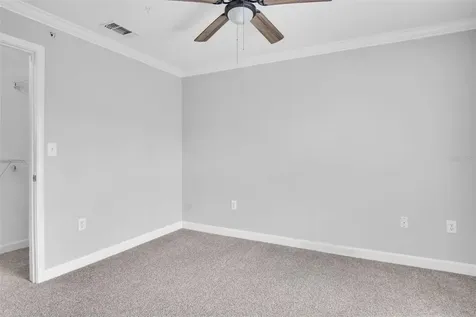 18245 Bridle Club Drive Tampa FL 33647