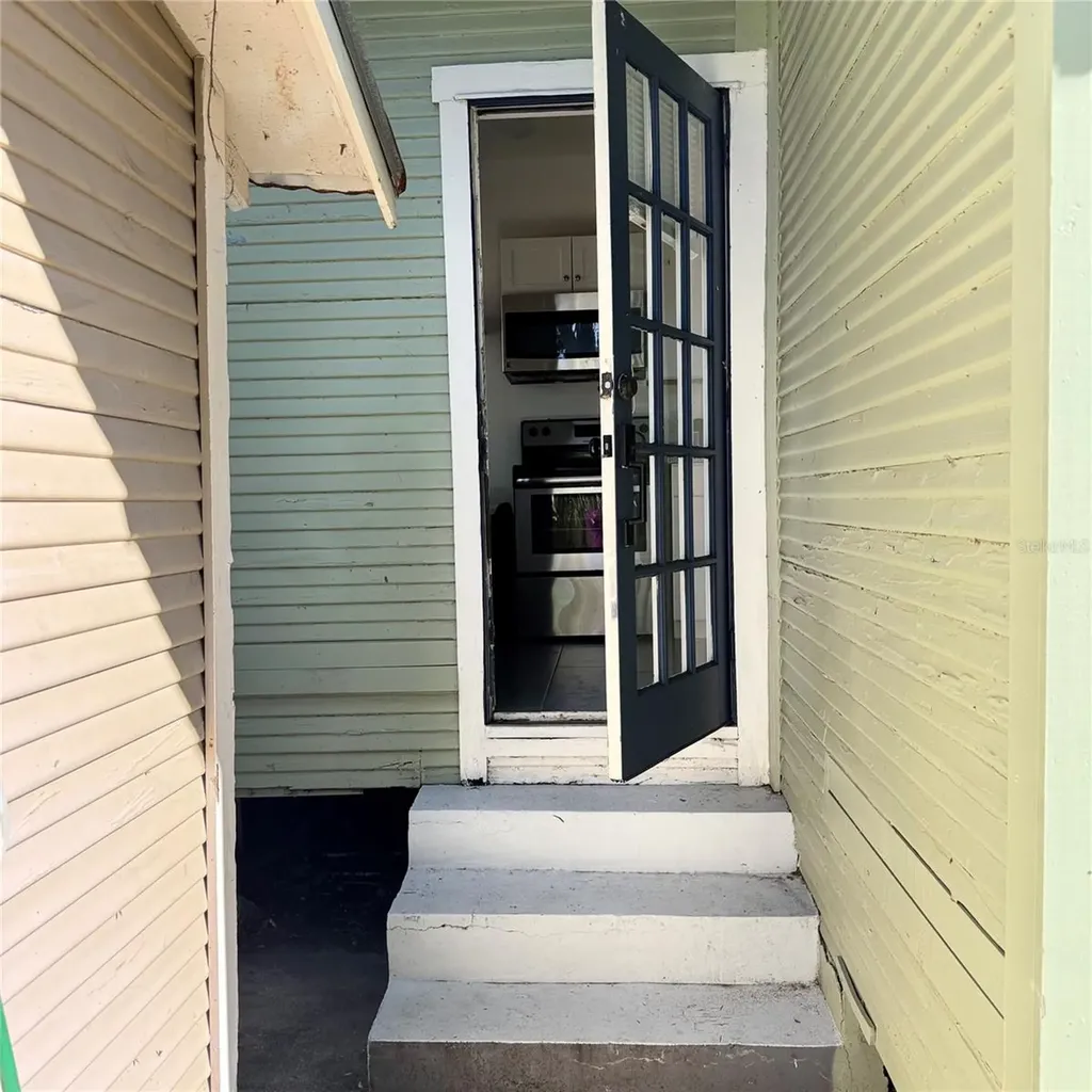 1917 W Fig Street Tampa FL 33606