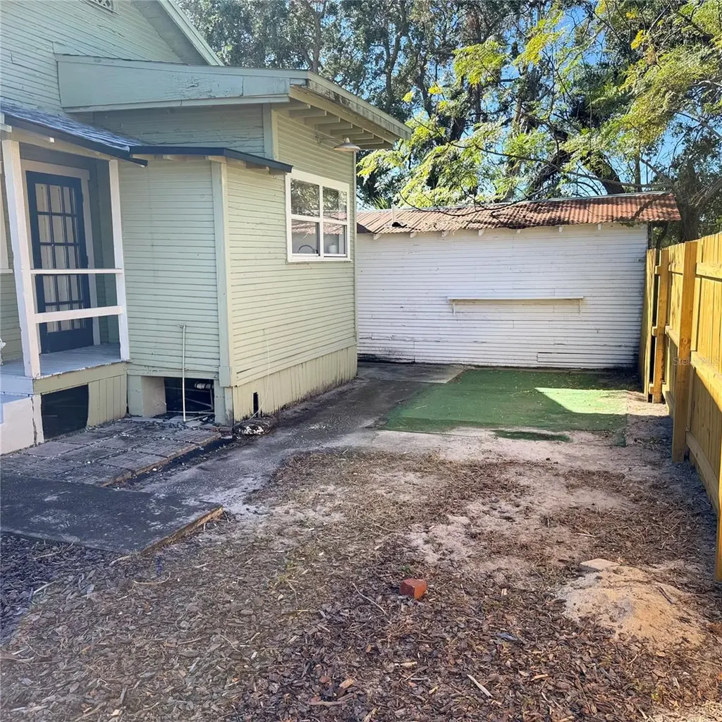 1917 W Fig Street Tampa FL 33606