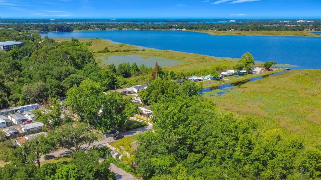 4162 Close Court Mount Dora FL 32757