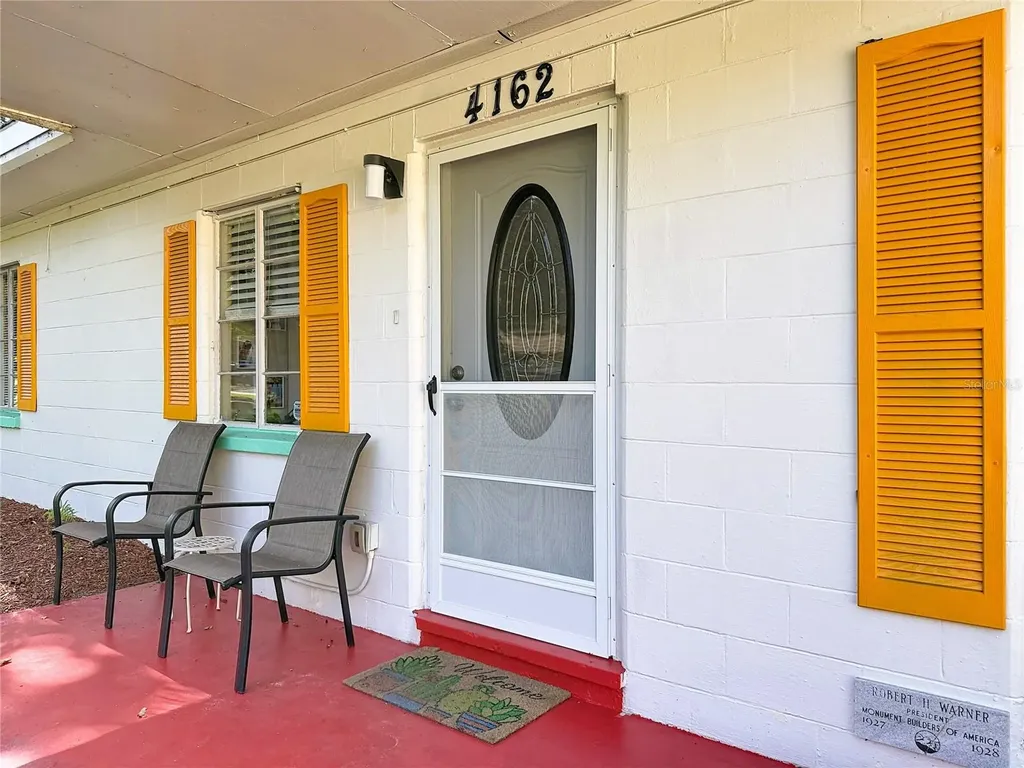 4162 Close Court Mount Dora FL 32757