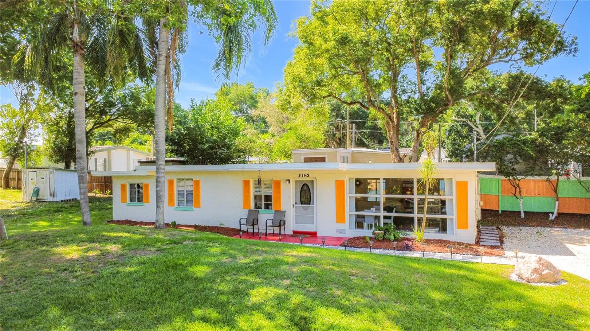 4162 Close Court Mount Dora FL 32757