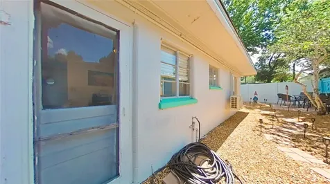 4162 Close Court Mount Dora FL 32757