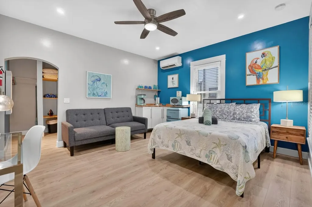 204 Palmetto Street New Smyrna Beach FL 32168