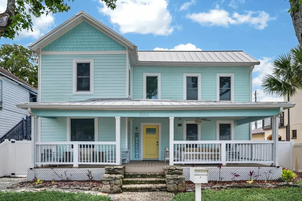 204 Palmetto Street New Smyrna Beach FL 32168