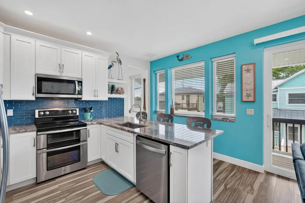 204 Palmetto Street New Smyrna Beach FL 32168