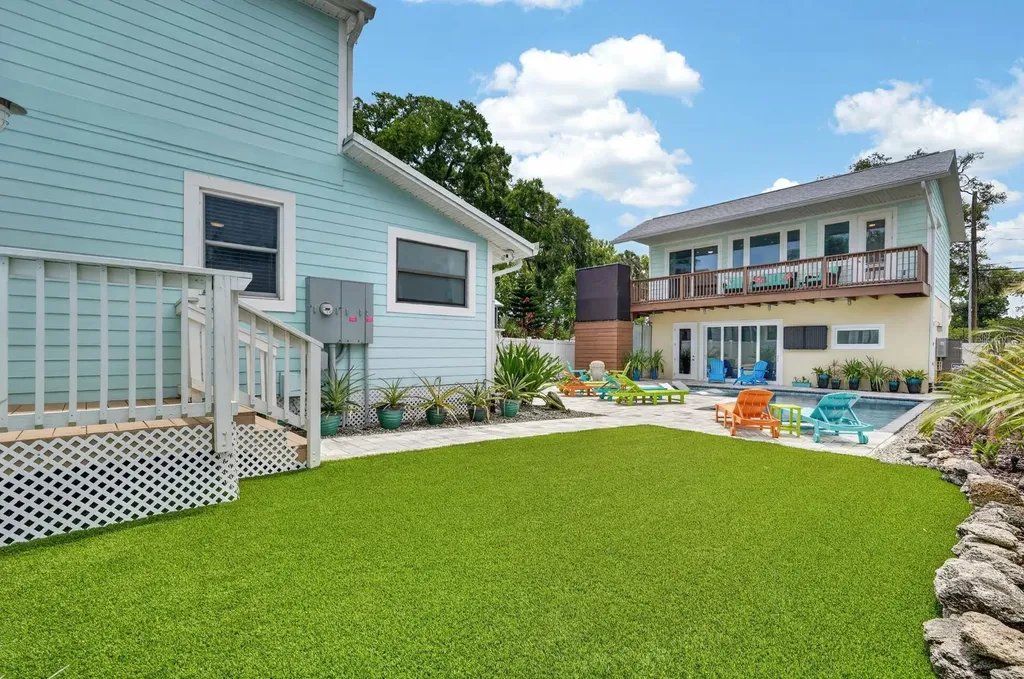 204 Palmetto Street New Smyrna Beach FL 32168