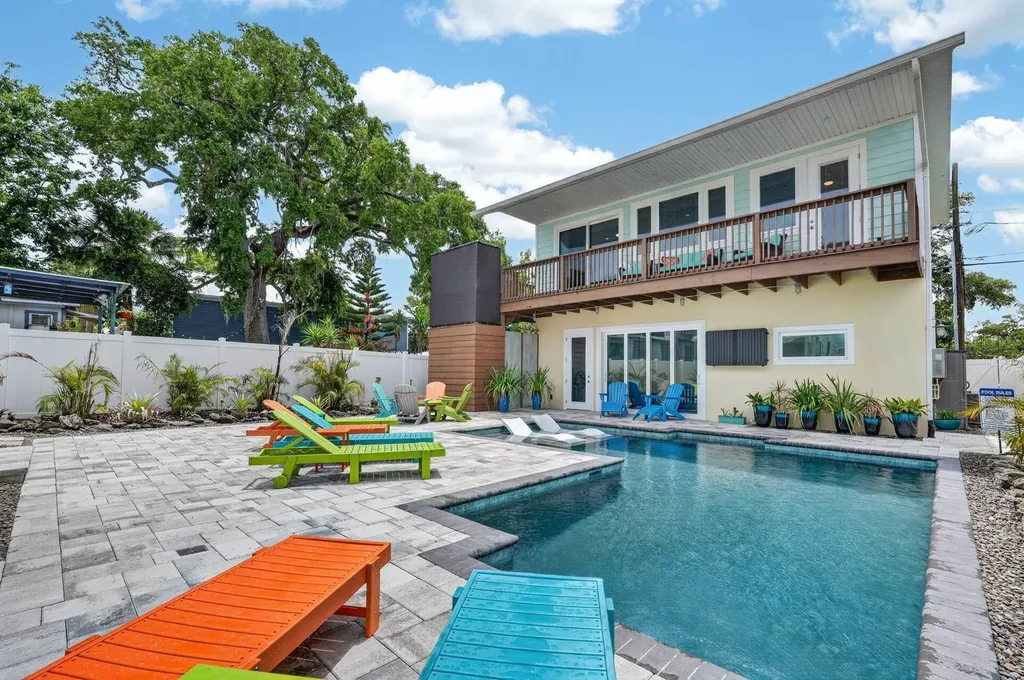 204 Palmetto Street New Smyrna Beach FL 32168