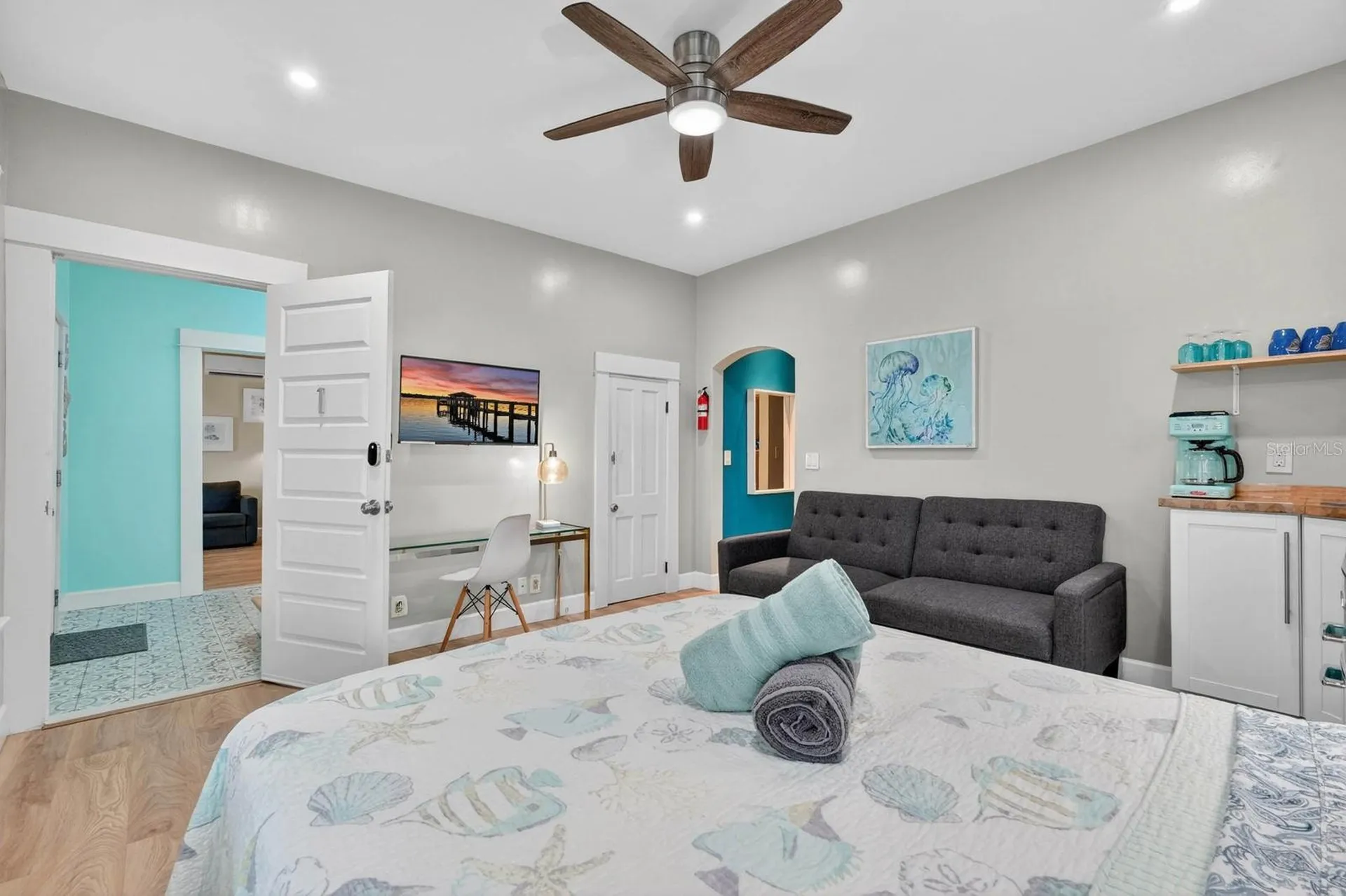 204 Palmetto Street New Smyrna Beach FL 32168
