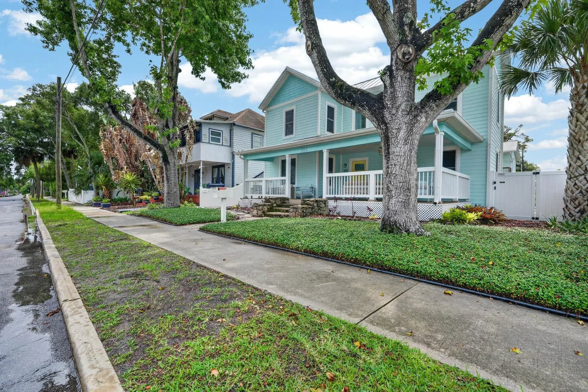 204 Palmetto Street New Smyrna Beach FL 32168