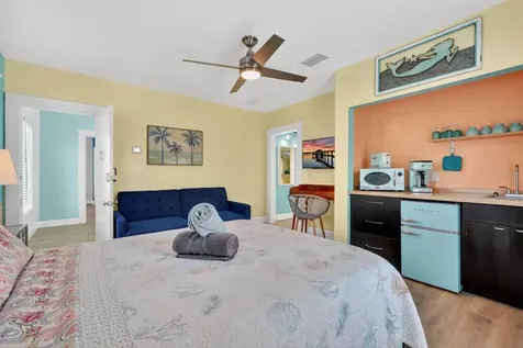 204 Palmetto Street New Smyrna Beach FL 32168