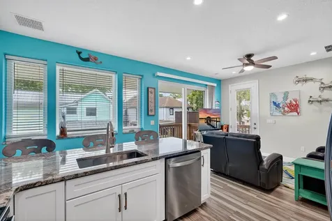 204 Palmetto Street New Smyrna Beach FL 32168