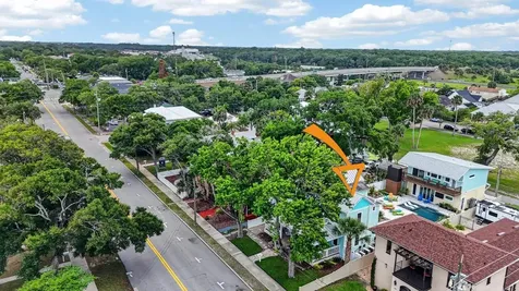 204 Palmetto Street New Smyrna Beach FL 32168