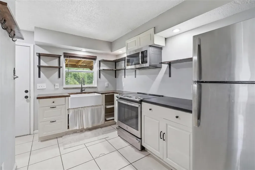 4821 Myrick Avenue Bowling Green FL 33834