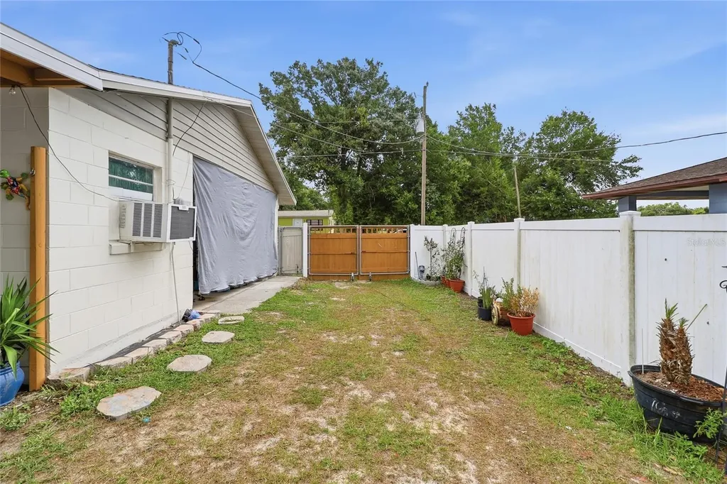 4821 Myrick Avenue Bowling Green FL 33834