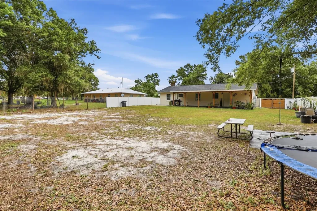 4821 Myrick Avenue Bowling Green FL 33834