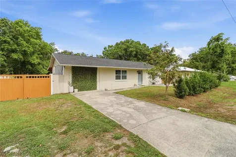 4821 Myrick Avenue Bowling Green FL 33834