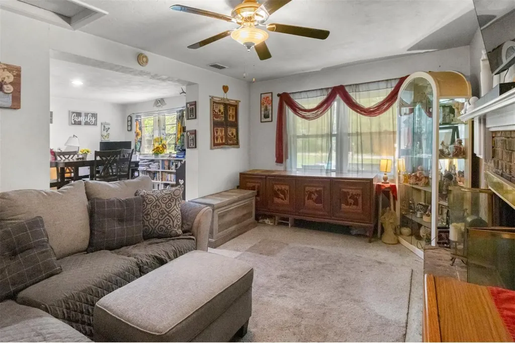1529 NW 143rd Street Gainesville FL 32606