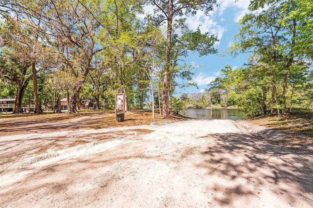 7870 SW 25th Place Bell FL 32619