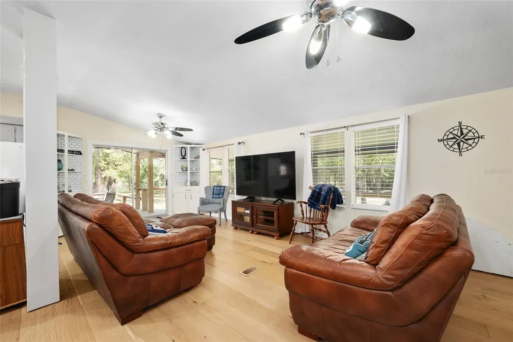 7870 SW 25th Place Bell FL 32619