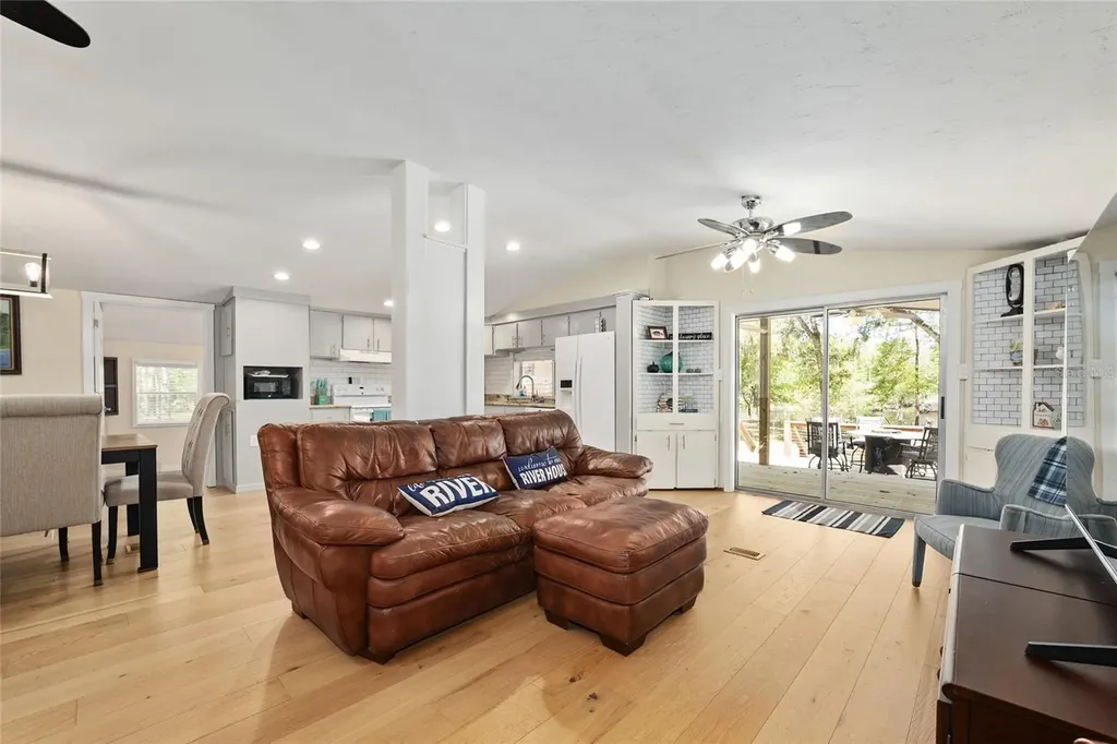 7870 SW 25th Place Bell FL 32619